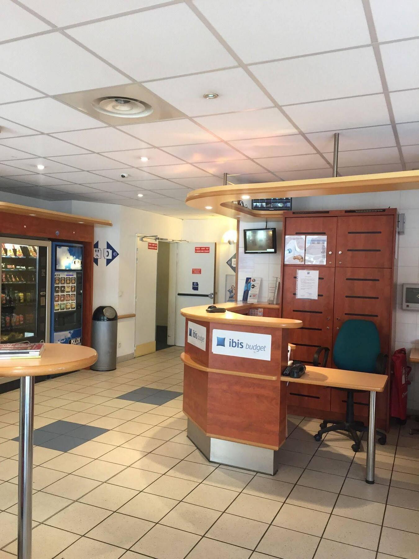 Ibis Budget Bezons Luaran gambar